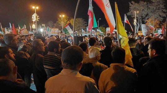 تجمع قزوینی ها در محکومیت حمله اسراییل به کنسولگری ایران