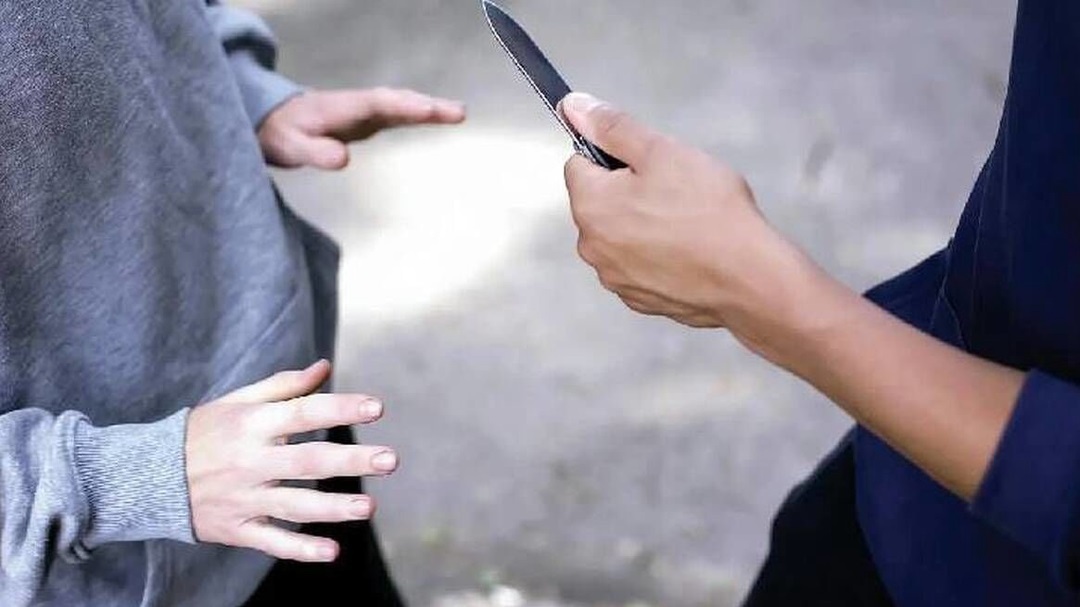 خفت گیری این بار ۵۰ متری خوابگاه دختران شهید بهشتی؛ دوربین دانشجو به سرقت رفت