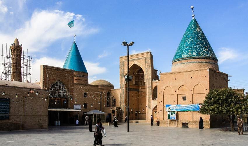جنگل | زیارت سفر به قاره کوچک/ گشت وگذار در جنگل و زیستگاه یوزپلنگ تا زیارت آرامگاه عارف مشهور
